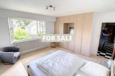 Detached Coastal House with Landscaped Garden