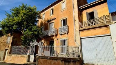 Bourgeoise House And Independent Guest Gite, Courtyards And Garden.