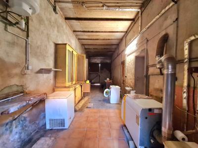Bourgeoise House, Independent Guest Gite, Courtyard, Garden