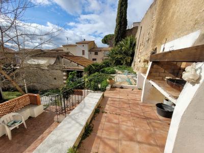 Former Domaine With Wine-growing Barn and Terraces