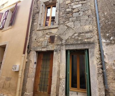 Former Chateau Annexe, Furnished and with Roof Terrace