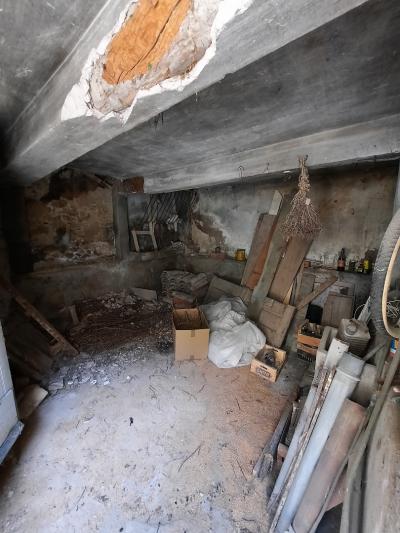 Large Character House To Renovate Plus Stable To Convert