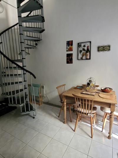 Former Winegrower's House for Conversion Into A Large Family Home