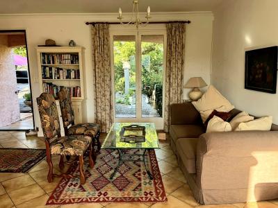 Detached Villa, Guest Cottage and Swimming Pool