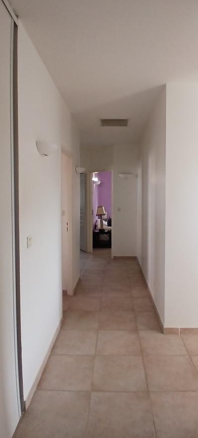 Single Storey Villa With Pool, Fruit Trees and Garden