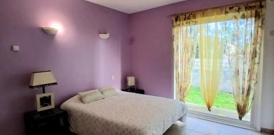 Single Storey Villa With Pool, Fruit Trees and Garden