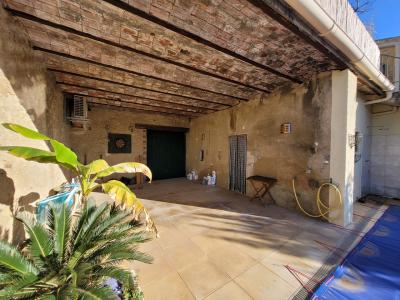 Beautiful Winegrower House With Garage, Terrace and Views Onto The Pyrenees