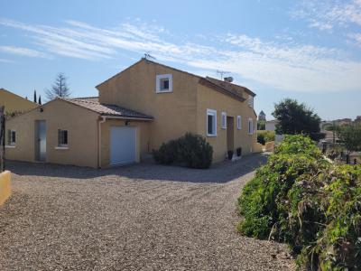 Detached Villa with Open Countryside Views