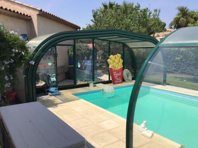 Superb Single-Storey Villa Plus Converted Garage