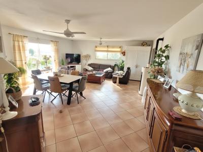 Superb Single-Storey Villa Plus Converted Garage