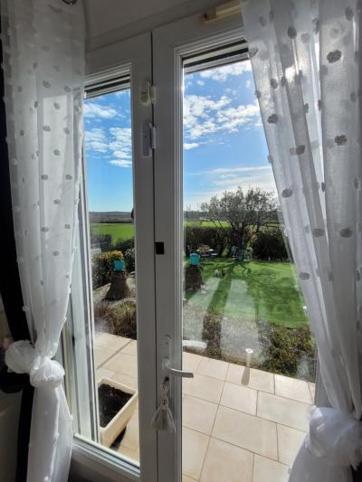 Superb Single-Storey Villa Plus Converted Garage