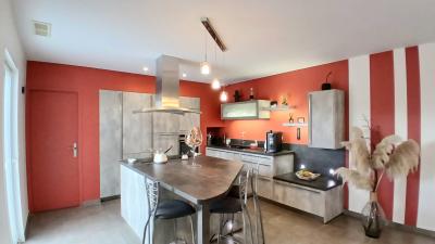 Detached Villa With Petanque Court, Terrace