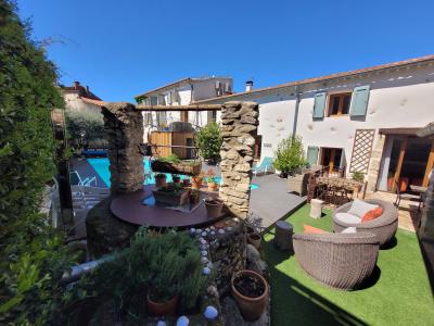 Renovated Villa With Heated Swimming Pool