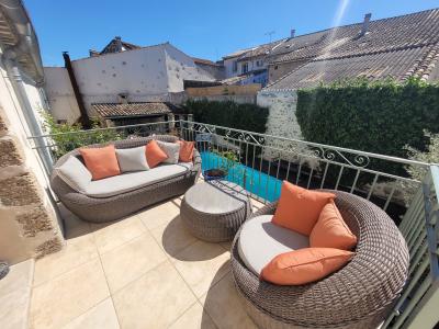 Renovated Villa With Heated Swimming Pool