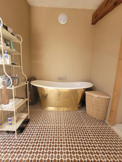 Renovated Villa With Heated Swimming Pool