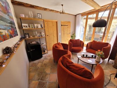Renovated Villa With Heated Swimming Pool