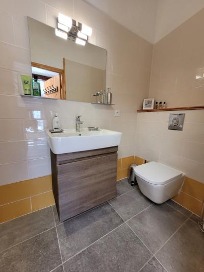 Renovated Villa With Heated Swimming Pool
