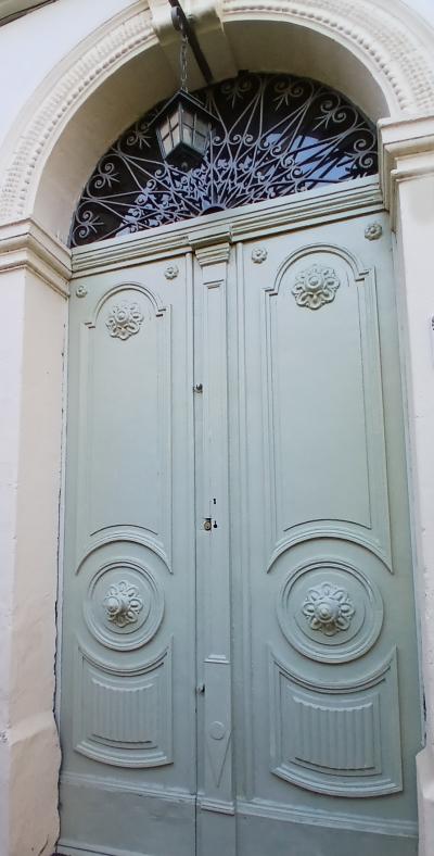 Impressive Maison-de-Maitre with Guest Gite and Pool