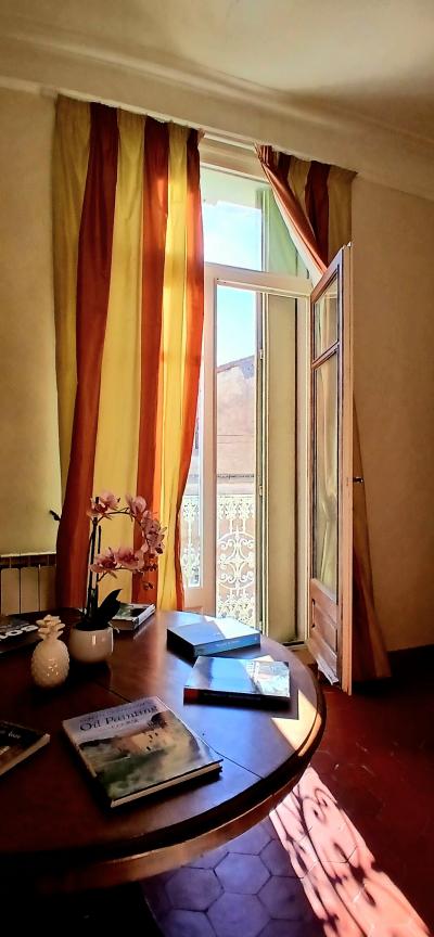 Impressive Maison-de-Maitre with Guest Gite and Pool