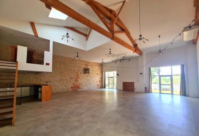 Beautiful Domain With Main House Guest House with Land and Open Views