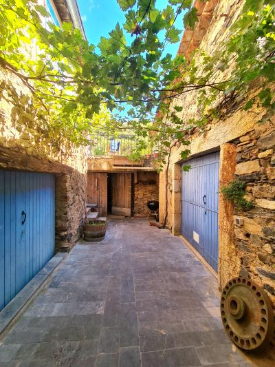 Main House, Independent Gite, Annexes, Terraces And Pool