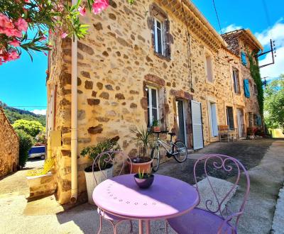 Superb Main House with Guest House And Beautiful