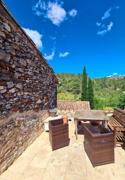 Superb Main House with Guest House And Beautiful