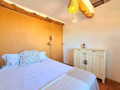 Superb Main House with Guest House And Beautiful