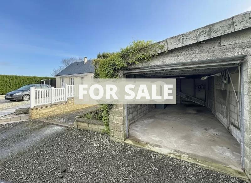 Detached House with Garden by the Coast