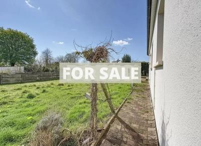 Detached House with Garden by the Coast