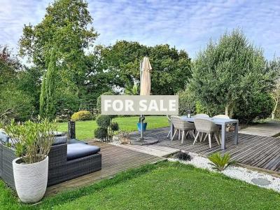 Detached House with Landscaped Garden