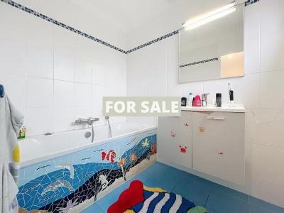 Detached House with Landscaped Garden