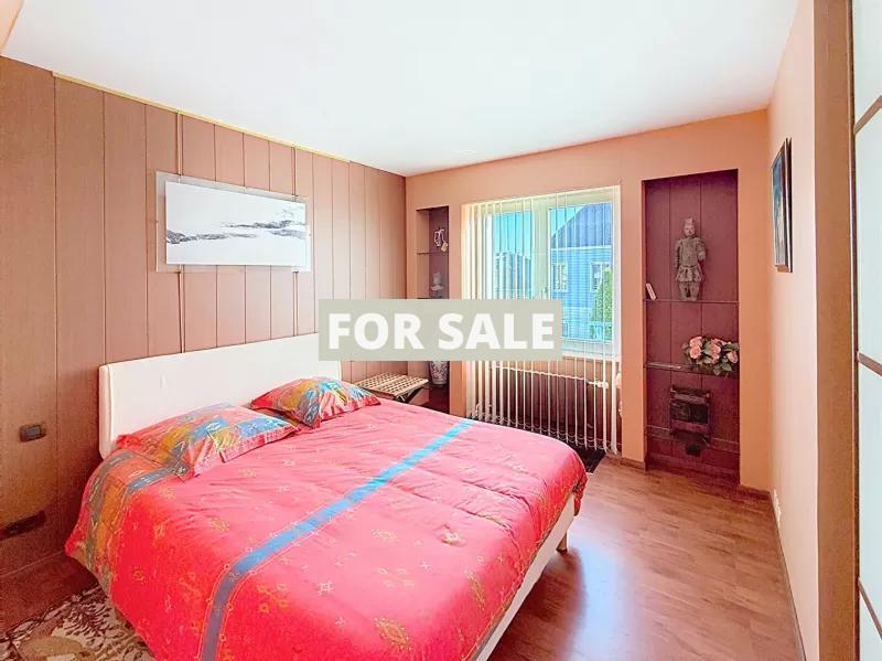 Lovely Family Home in Coastal Town