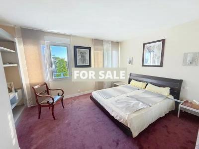 Lovely Family Home in Coastal Town
