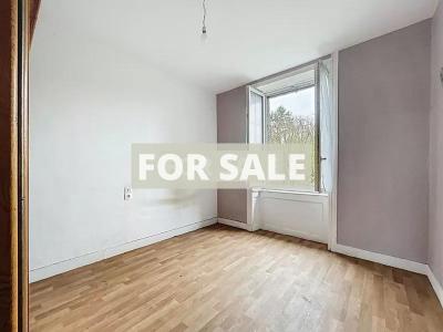 Detached House with Garden