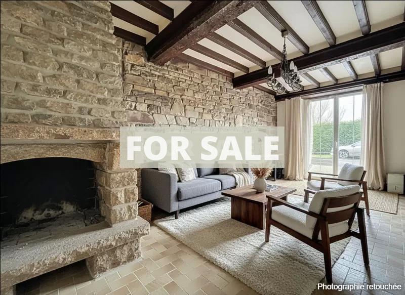 Detached House with Garden