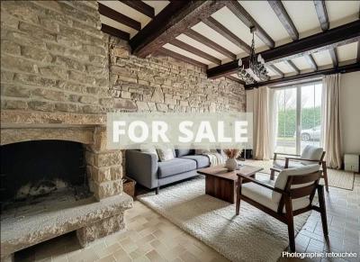 Detached House with Garden