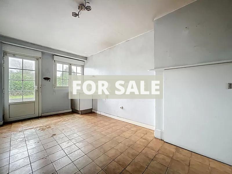 Detached House with Garden