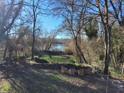 Beautiful House Close to The Canal