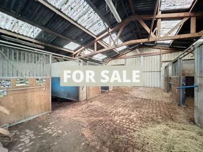 Barns and Land For Sale, Ideal for Horses