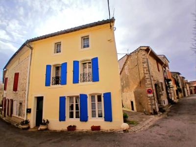 Spacious Fully Renovated Character House With 160 M2 Of Living Space, 5 Bedrooms And A Charming Priv