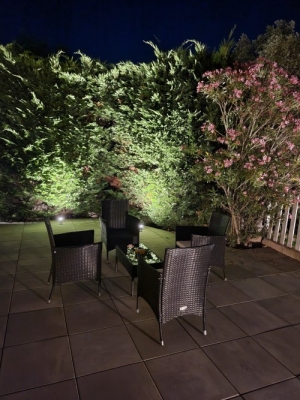 Lovely Villa with Pool Close to the Coast