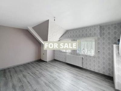 Detached Country House with Covered Swimming Pool