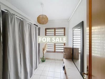 Detached Country House with Covered Swimming Pool