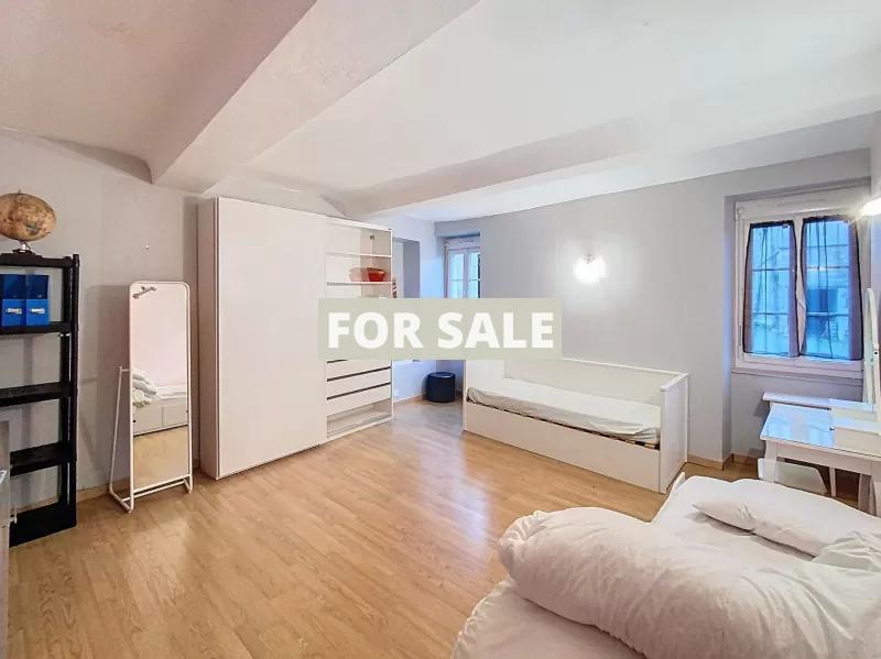 Detached Country House with Outbuildings