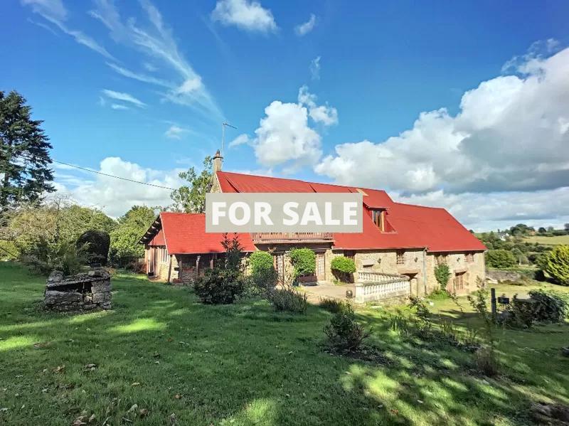 Main Photo of a 10 bedroom  Country House for sale