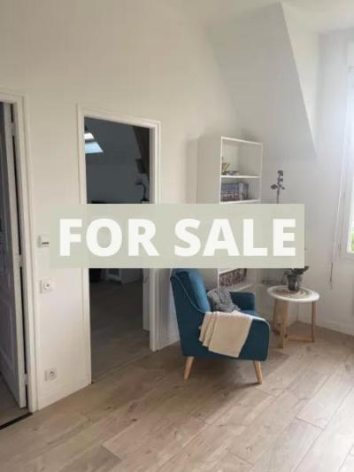 Detached Country House with Open View