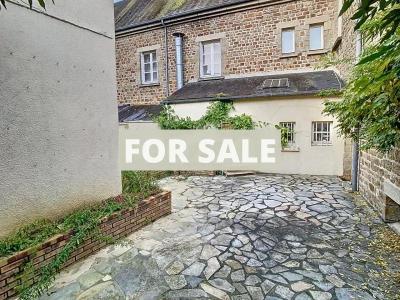 Beautifully Renovated Period Property with Courtyard Garden