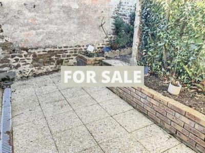 Lovely Cottage with Courtyard, Ideal Holiday Home