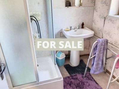 Lovely Cottage with Courtyard, Ideal Holiday Home